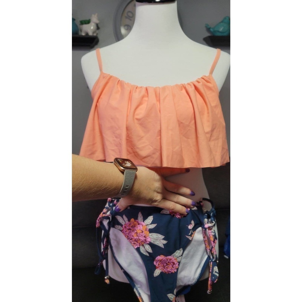NWT Bikini size medium, coral, floral, ruffle top